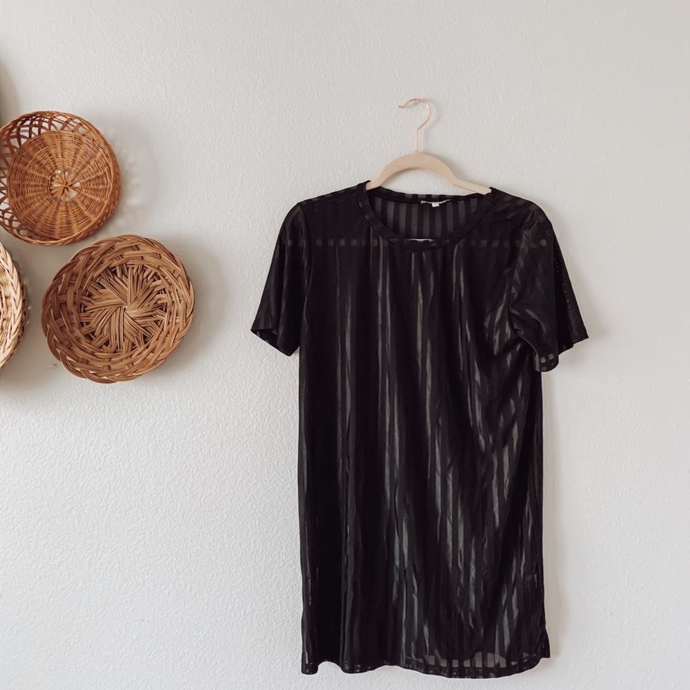 Tobi black t-shirt dress
